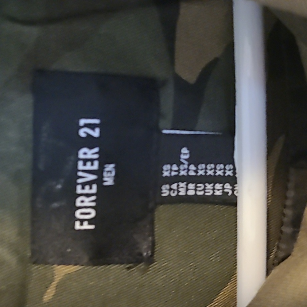 Camo jacket - Picture 3 of 3